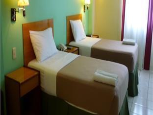 Sequoia Inn Davao Екстер'єр фото